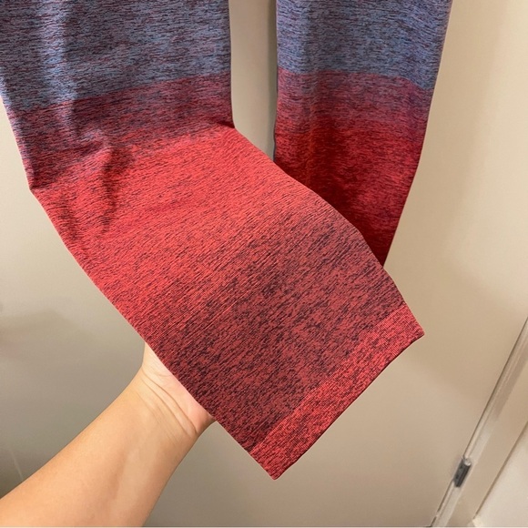 Athleta Relay Capri leggings size large seamless multicolor activewear colorful - Picture 6 of 9